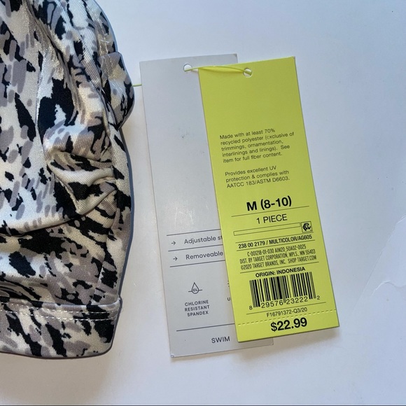 All in Motion High Neck Strappy Back Bikini Top - Picture 4 of 6